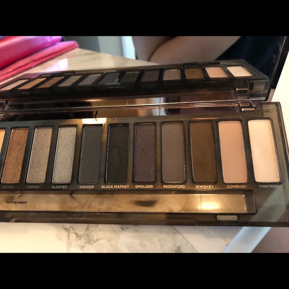 Naked urban decay smoky pallete - Picture 5 of 5